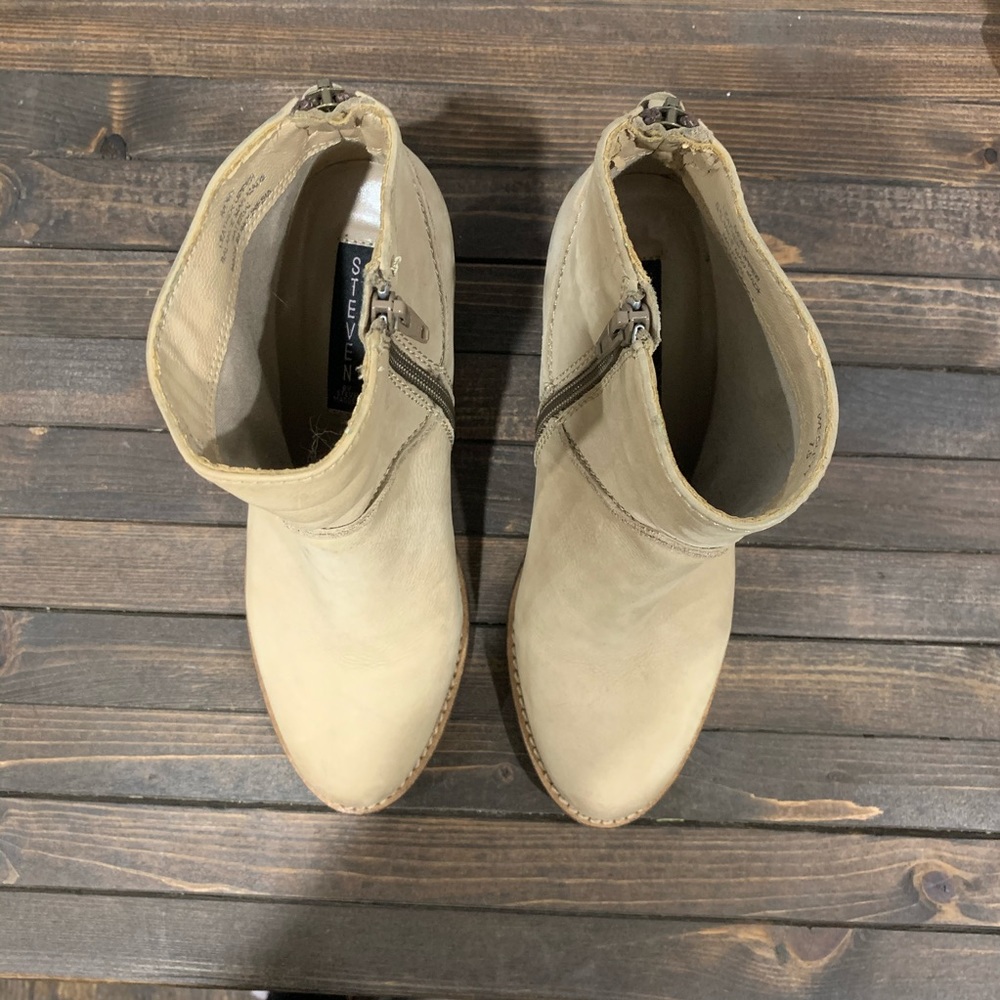 Steven by Steve Madden booties, SZ 7.5